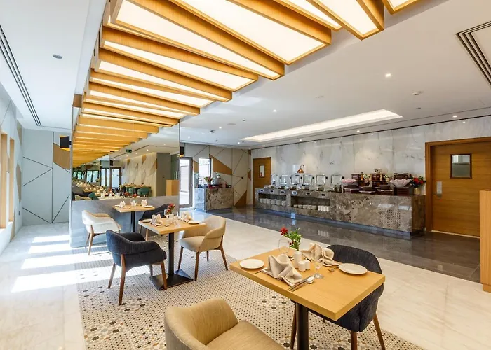 S19 Hotel-Al Jaddaf Metro Station